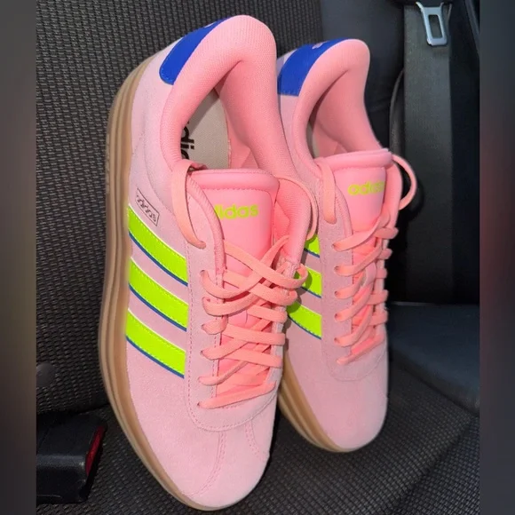 NEW ADIDAS  VL COURT BOLD SNEAKER - Picture 3 of 17